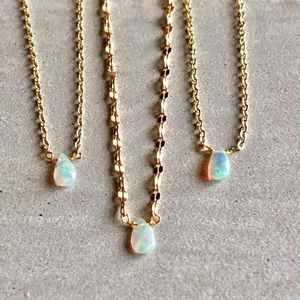 Opal Gemstone Gold Choker